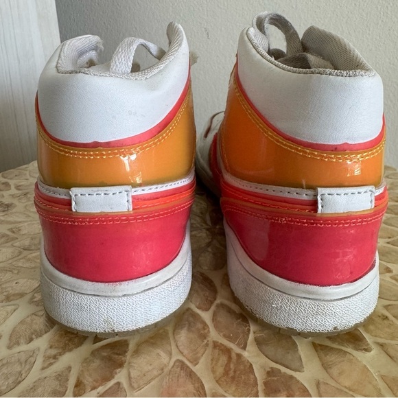 Nike Air Jordan 1 GS Edge Glow White Pink Blast Sneakers 5.5 - Picture 7 of 10